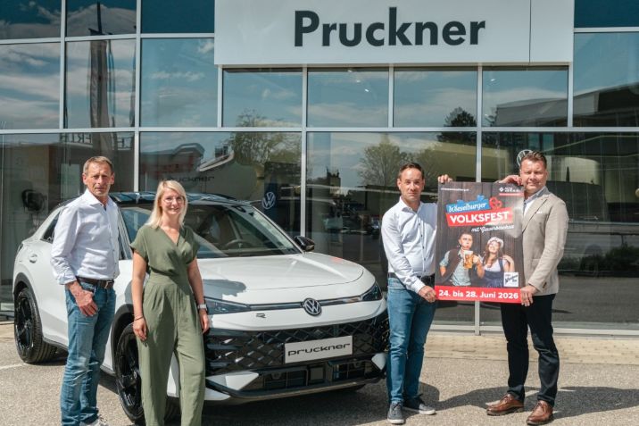 Besuchen Sie uns beim Wieselburger AutoHerbst. Am Bild: Modellpalette vor dem Autohaus Pruckner in Wieselburg.