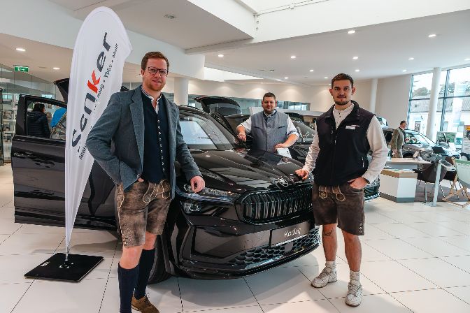 Unser%20Team%20stand%20f%FCr%20alle%20Fragen%20zu%20unseren%20Automobilen%20zur%20Seite