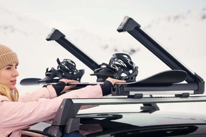 Ski-%20und%20Snowboardhalter