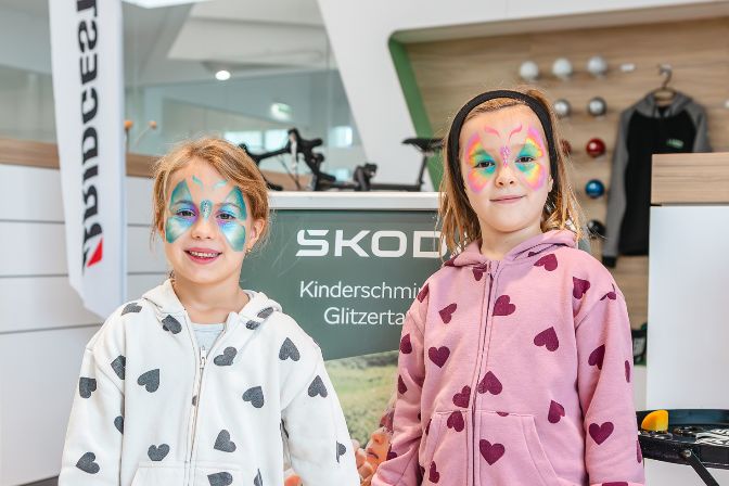 Tolle%20Gesichtsmalerei%20gab%20es%20bei%20uns%20im%20Hause