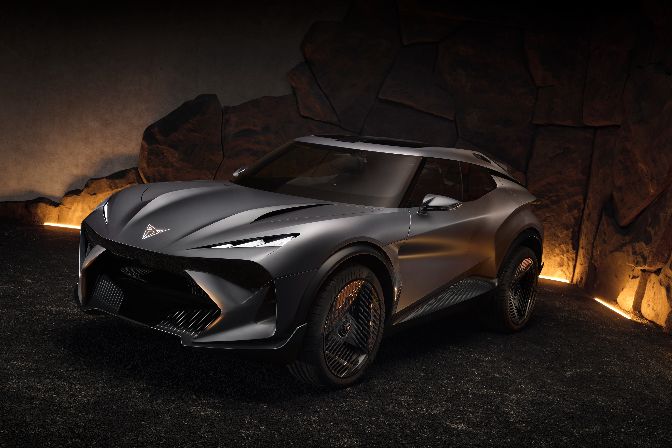 CUPRA%20zeigt%20Tindaya%20Showcar%20%26%20Serienversion%20des%20Raval