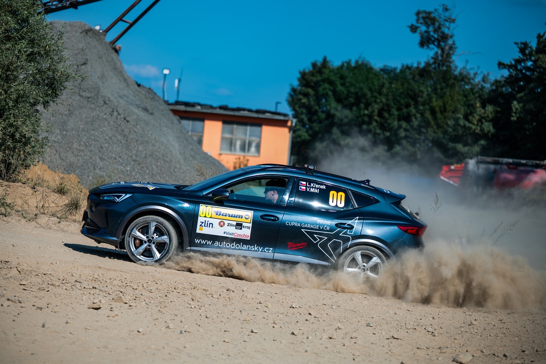 Barum_Rally_Zlín_23-1510.jpg