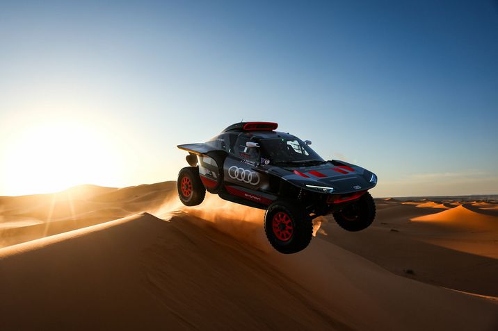 Nagy lelkesedés a Dakar-győztesekért az Audi részéről