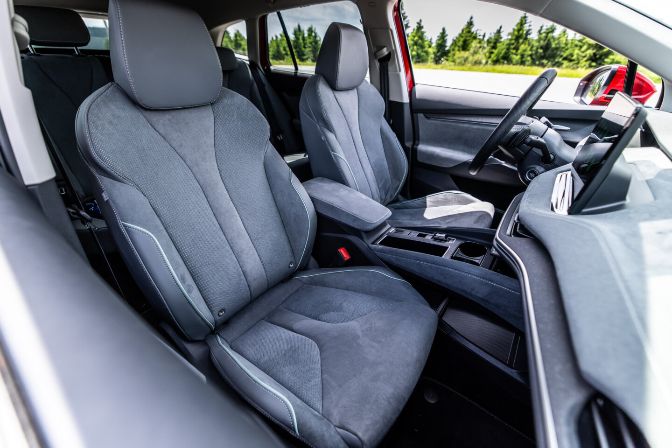 Az%20%FAj%20%u0160koda%20Enyaq