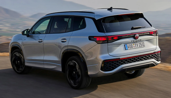 Volkswagen Tayron 2025 - SUV z do 7 sedeži